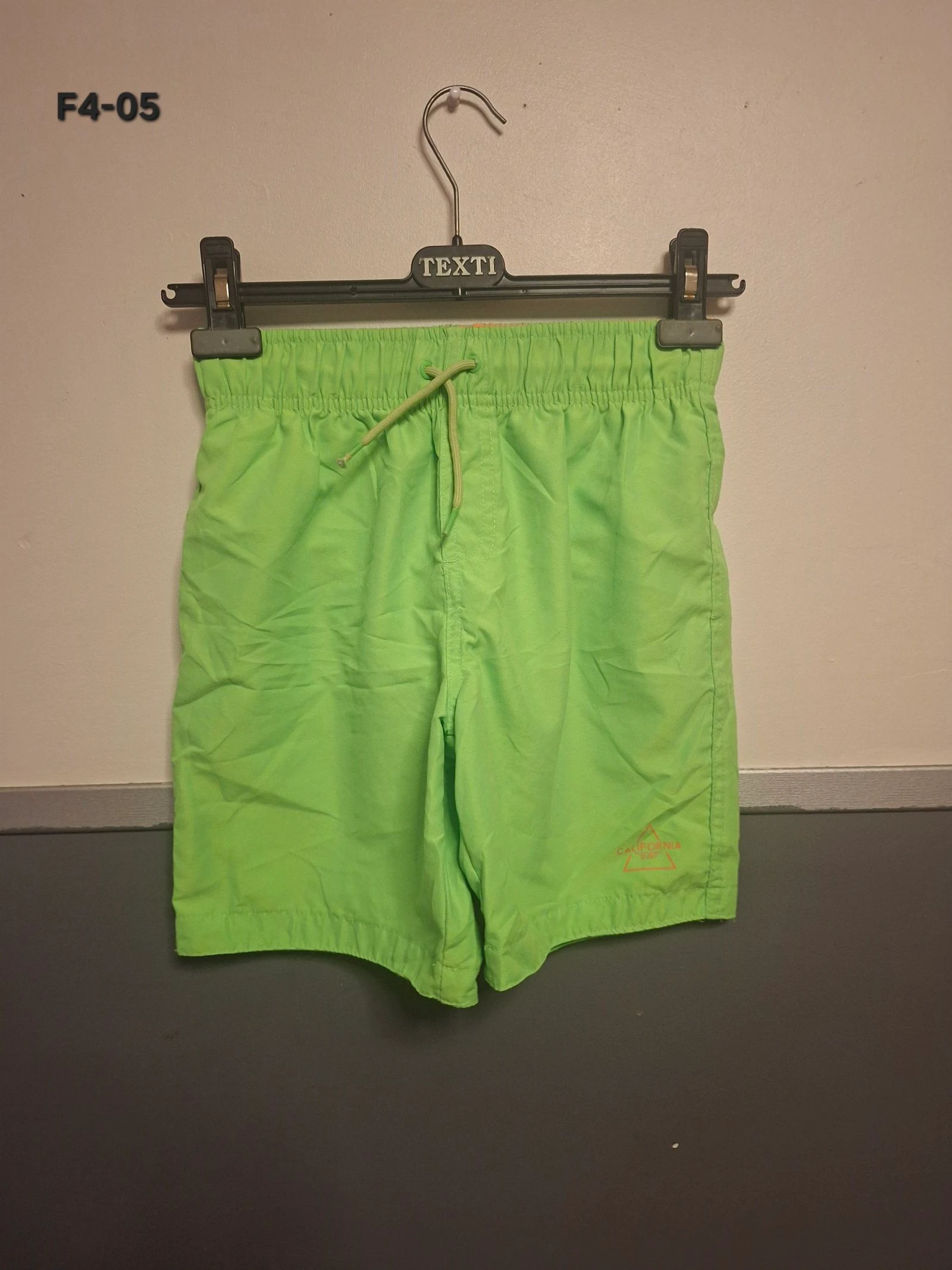 🌷F4-05🌷Short de bain PRIMARK garçon – Taille 10/11 ans (146 cm) – Vert fluo ultra tendance🌷